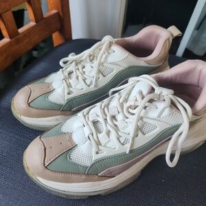 Stylish Multicolor Sneakers